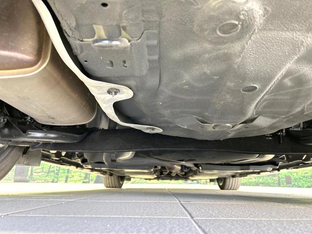 オーラ ニスモ　フルエアロ　全周囲カメラ　衝突被害軽減システム　プロパイロット　禁煙車　ハーフレザーシート　シートヒーター　ドラレコ　コーナーセンサー　スマートキー　ＬＥＤヘッド　ＥＴＣ２．０　純正１７インチアルミ（19枚目）