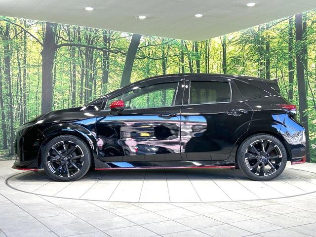 オーラ ニスモ　フルエアロ　全周囲カメラ　衝突被害軽減システム　プロパイロット　禁煙車　ハーフレザーシート　シートヒーター　ドラレコ　コーナーセンサー　スマートキー　ＬＥＤヘッド　ＥＴＣ２．０　純正１７インチアルミ（24枚目）