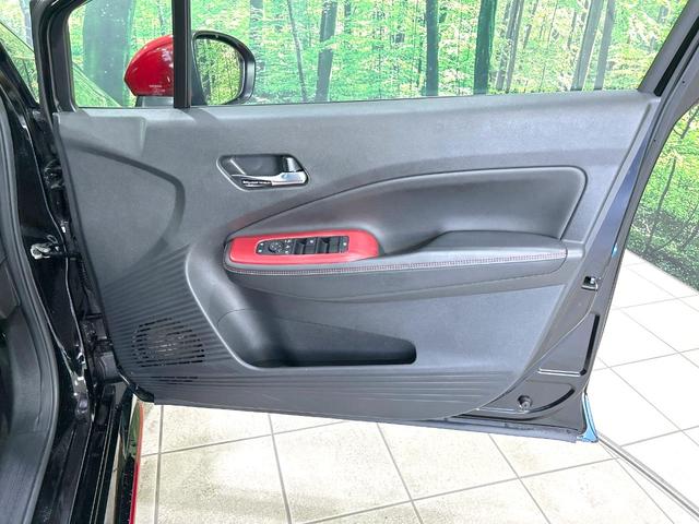 オーラ ニスモ　フルエアロ　全周囲カメラ　衝突被害軽減システム　プロパイロット　禁煙車　ハーフレザーシート　シートヒーター　ドラレコ　コーナーセンサー　スマートキー　ＬＥＤヘッド　ＥＴＣ２．０　純正１７インチアルミ（33枚目）