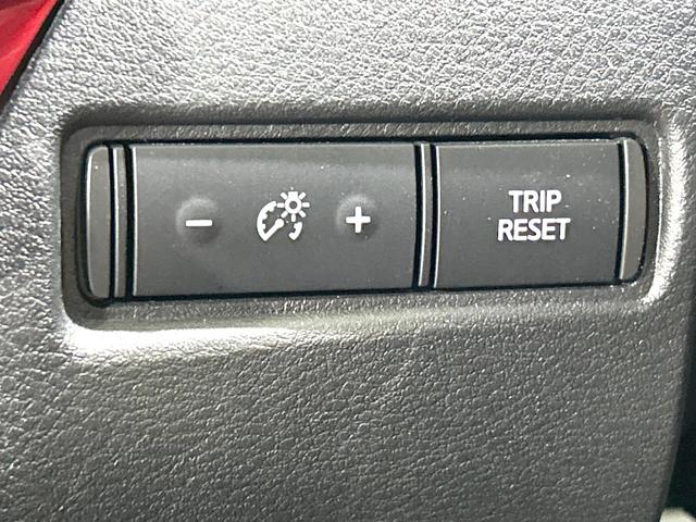 オーラ ニスモ　フルエアロ　全周囲カメラ　衝突被害軽減システム　プロパイロット　禁煙車　ハーフレザーシート　シートヒーター　ドラレコ　コーナーセンサー　スマートキー　ＬＥＤヘッド　ＥＴＣ２．０　純正１７インチアルミ（54枚目）