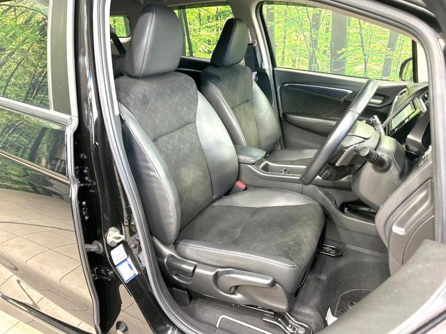 シャトル ハイブリッドＸ　ホンダセンシング　純正ナビ　バックカメラ　衝突被害軽減システム　禁煙車　ハーフレザーシート　スマートキー　ＬＥＤヘッド　ビルトインＥＴＣ　純正１５インチアルミ　車線逸脱警報　オートライト　デュアルエアコン（8枚目）