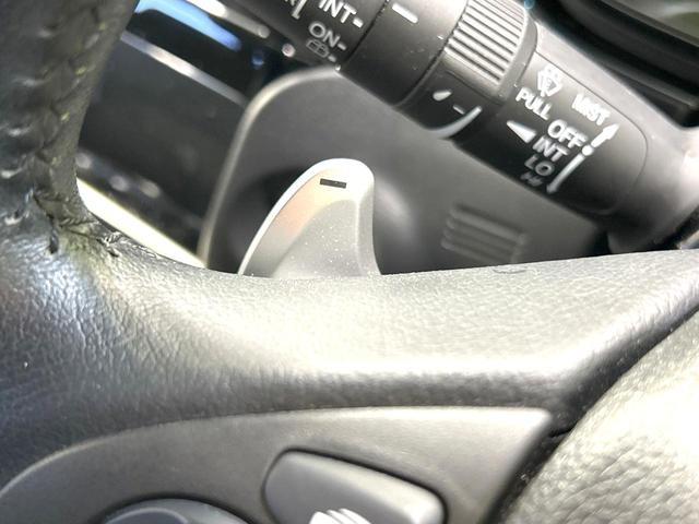 シャトル ハイブリッドＸ　ホンダセンシング　純正ナビ　バックカメラ　衝突被害軽減システム　禁煙車　ハーフレザーシート　スマートキー　ＬＥＤヘッド　ビルトインＥＴＣ　純正１５インチアルミ　車線逸脱警報　オートライト　デュアルエアコン（26枚目）