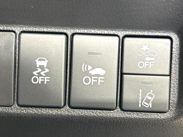 シャトル ハイブリッドＸ　ホンダセンシング　純正ナビ　バックカメラ　衝突被害軽減システム　禁煙車　ハーフレザーシート　スマートキー　ＬＥＤヘッド　ビルトインＥＴＣ　純正１５インチアルミ　車線逸脱警報　オートライト　デュアルエアコン（35枚目）