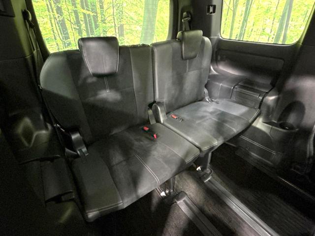 ヴォクシー ＺＳ　ＧＲスポーツ　禁煙車　純正ナビ　バックカメラ　ＣＤ／ＤＶＤ／フルセグ　Ｂｌｕｅｔｏｏｔｈ　衝突被害軽減　ＬＥＤヘッド／フォグ　オートハイビーム　スマートキー　電動スライド　クルコン　ＥＴＣ　ハーフレザーシート（10枚目）