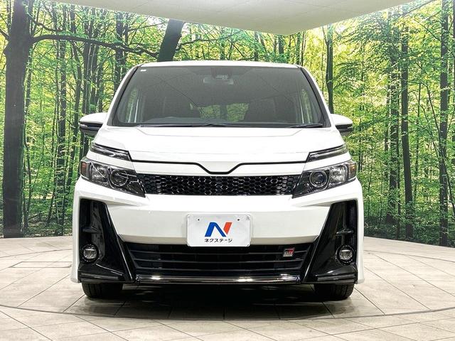 ヴォクシー ＺＳ　ＧＲスポーツ　禁煙車　純正ナビ　バックカメラ　ＣＤ／ＤＶＤ／フルセグ　Ｂｌｕｅｔｏｏｔｈ　衝突被害軽減　ＬＥＤヘッド／フォグ　オートハイビーム　スマートキー　電動スライド　クルコン　ＥＴＣ　ハーフレザーシート（15枚目）