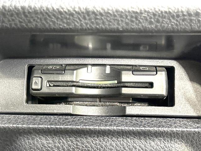 ヴォクシー ＺＳ　ＧＲスポーツ　禁煙車　純正ナビ　バックカメラ　ＣＤ／ＤＶＤ／フルセグ　Ｂｌｕｅｔｏｏｔｈ　衝突被害軽減　ＬＥＤヘッド／フォグ　オートハイビーム　スマートキー　電動スライド　クルコン　ＥＴＣ　ハーフレザーシート（26枚目）