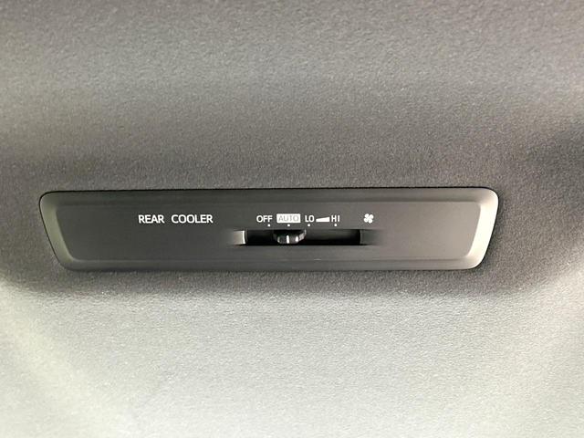 ヴォクシー ＺＳ　ＧＲスポーツ　禁煙車　純正ナビ　バックカメラ　ＣＤ／ＤＶＤ／フルセグ　Ｂｌｕｅｔｏｏｔｈ　衝突被害軽減　ＬＥＤヘッド／フォグ　オートハイビーム　スマートキー　電動スライド　クルコン　ＥＴＣ　ハーフレザーシート（29枚目）