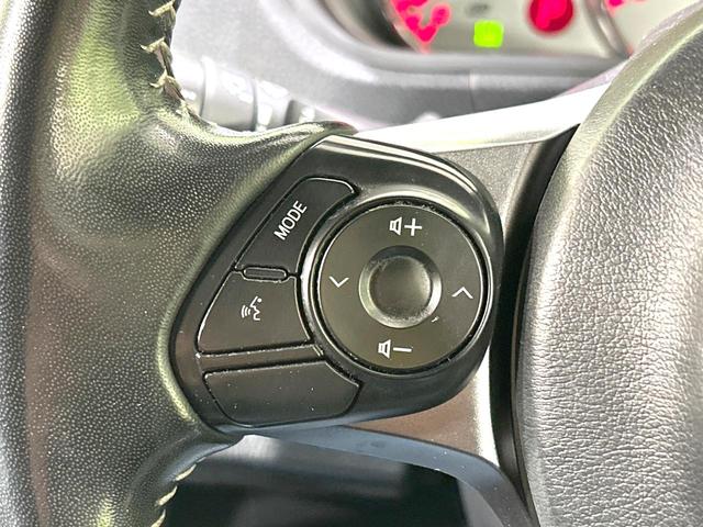 ヴォクシー ＺＳ　ＧＲスポーツ　禁煙車　純正ナビ　バックカメラ　ＣＤ／ＤＶＤ／フルセグ　Ｂｌｕｅｔｏｏｔｈ　衝突被害軽減　ＬＥＤヘッド／フォグ　オートハイビーム　スマートキー　電動スライド　クルコン　ＥＴＣ　ハーフレザーシート（42枚目）