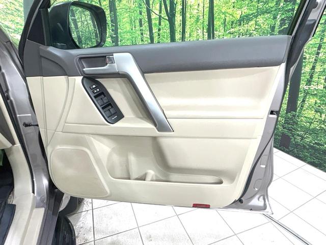 ランドクルーザープラド ＴＸ　Ｌパッケージ　後期型　４ＷＤ　禁煙車　メーカー純正９型ナビ　全周囲カメラ　衝突被害軽減システム　レーダークルーズ　レザーシート　前席シートエアコン　コーナーセンサー　ＬＥＤヘッド　ルーフレール　ＥＴＣ　スマートキー（41枚目）