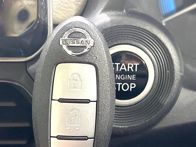 デイズ Ｘ　禁煙車　純正ナビ　衝突軽減装置　バックカメラ　スマートキー　オートライト　オートエアコン　オートマチックハイビーム　フルセグ　Ｂｌｕｅｔｏｏｔｈ再生　盗難防止装置　プライバシーガラス　電動格納ミラー（6枚目）