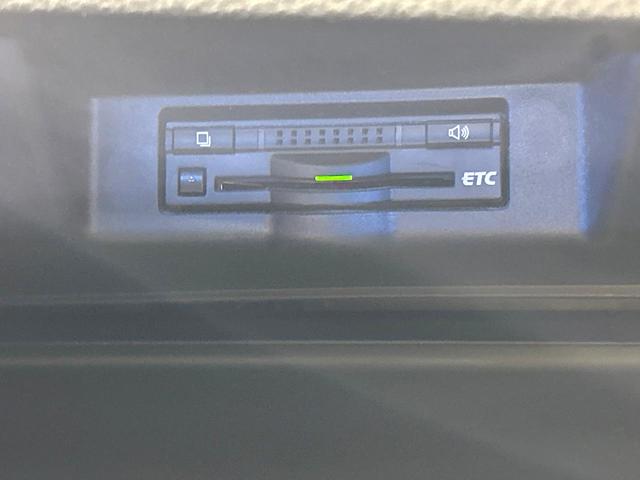 ハリアー エレガンス　ＴＲＤエアロ　純正９型ナビ　バックカメラ　禁煙車　ハーフレザーシート　パワーシート　ドラレコ　スマートキー　ＬＥＤヘッド　ＥＴＣ　オートライト　デュアルエアコン　Ｂｌｕｅｔｏｏｔｈ　フルセグ（6枚目）