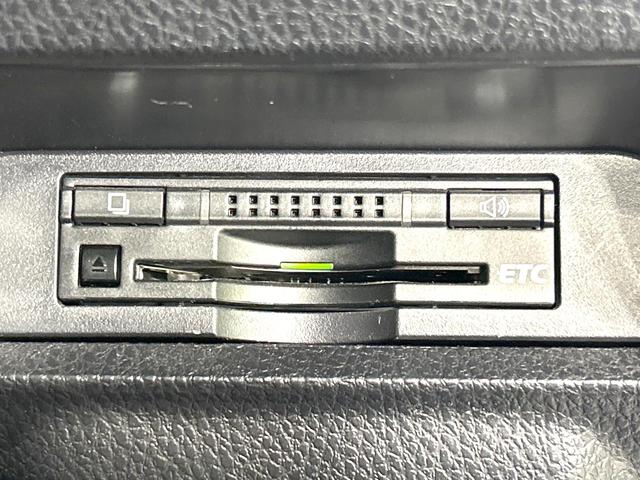 ヴォクシー Ｖ　禁煙車　ＳＤナビ　バックカメラ　　ＣＤ／ＤＶＤ／フルセグ　Ｂｌｕｅｔｏｏｔｈ　ＬＥＤヘッド　オートハイビーム　オートライト　両側電動ドア　クルーズコントロール　コーナーセンサー　スマートキー　ＥＴＣ（7枚目）