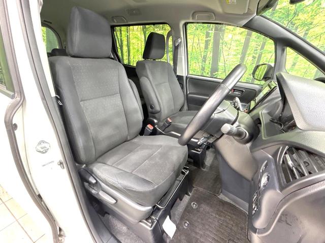 ヴォクシー Ｖ　禁煙車　ＳＤナビ　バックカメラ　　ＣＤ／ＤＶＤ／フルセグ　Ｂｌｕｅｔｏｏｔｈ　ＬＥＤヘッド　オートハイビーム　オートライト　両側電動ドア　クルーズコントロール　コーナーセンサー　スマートキー　ＥＴＣ（8枚目）