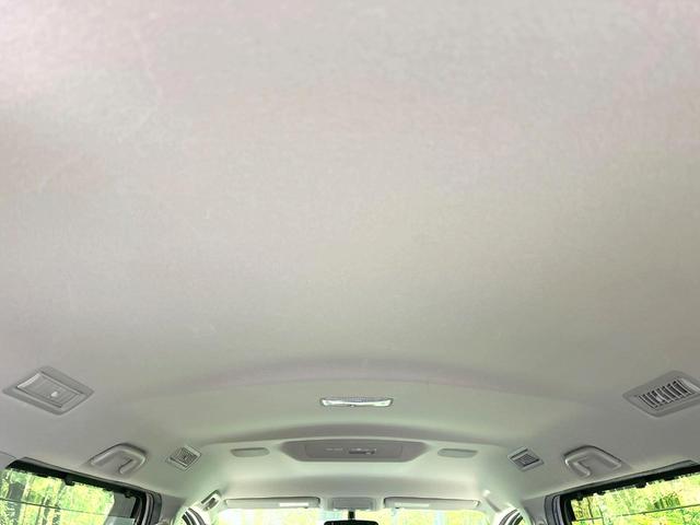 ヴォクシー Ｖ　禁煙車　ＳＤナビ　バックカメラ　　ＣＤ／ＤＶＤ／フルセグ　Ｂｌｕｅｔｏｏｔｈ　ＬＥＤヘッド　オートハイビーム　オートライト　両側電動ドア　クルーズコントロール　コーナーセンサー　スマートキー　ＥＴＣ（36枚目）