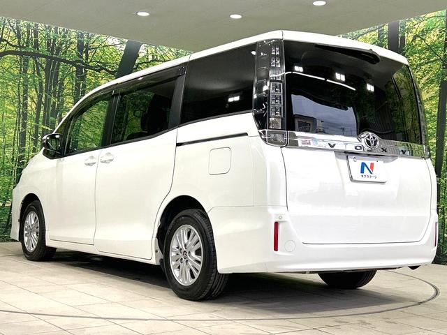 ヴォクシー Ｖ　禁煙車　ＳＤナビ　バックカメラ　　ＣＤ／ＤＶＤ／フルセグ　Ｂｌｕｅｔｏｏｔｈ　ＬＥＤヘッド　オートハイビーム　オートライト　両側電動ドア　クルーズコントロール　コーナーセンサー　スマートキー　ＥＴＣ（58枚目）