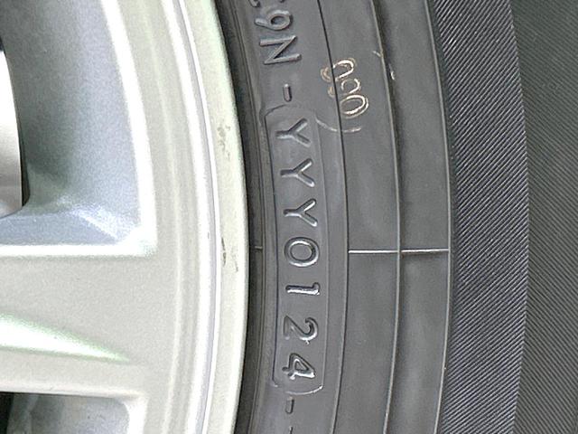 ヴォクシー Ｖ　禁煙車　ＳＤナビ　バックカメラ　　ＣＤ／ＤＶＤ／フルセグ　Ｂｌｕｅｔｏｏｔｈ　ＬＥＤヘッド　オートハイビーム　オートライト　両側電動ドア　クルーズコントロール　コーナーセンサー　スマートキー　ＥＴＣ（61枚目）