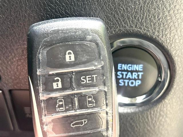 アルファード ２．５Ｓ　Ｃパッケージ　後期型　禁煙車　純正１０．５インチナビ　バックカメラ　ＣＤ／ＤＶＤ／フルセグ　Ｂｌｕｅｔｏｏｔｈ　衝突軽減装置　サンルーフ　フリップダウン　レーダクルーズ　シートベンチレーション　パワーバックドア（30枚目）