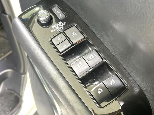 アルファード ２．５Ｓ　Ｃパッケージ　後期型　禁煙車　純正１０．５インチナビ　バックカメラ　ＣＤ／ＤＶＤ／フルセグ　Ｂｌｕｅｔｏｏｔｈ　衝突軽減装置　サンルーフ　フリップダウン　レーダクルーズ　シートベンチレーション　パワーバックドア（57枚目）