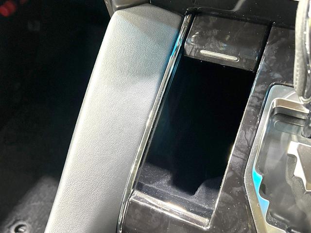 アルファード ２．５Ｓ　Ｃパッケージ　後期型　禁煙車　純正１０．５インチナビ　バックカメラ　ＣＤ／ＤＶＤ／フルセグ　Ｂｌｕｅｔｏｏｔｈ　衝突軽減装置　サンルーフ　フリップダウン　レーダクルーズ　シートベンチレーション　パワーバックドア（62枚目）