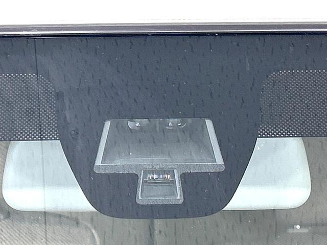 アルトラパン Ｓ　禁煙車　ナビ　ＣＤ／ＤＶＤ／フルセグ　Ｂｌｕｅｔｏｏｔｈ　衝突軽減装置　シートヒーター　スマートキー　ＥＴＣ　ＨＩＤヘッド　盗難防止装置　プライバシーガラス　電動格納ミラー　横滑防止装置（4枚目）