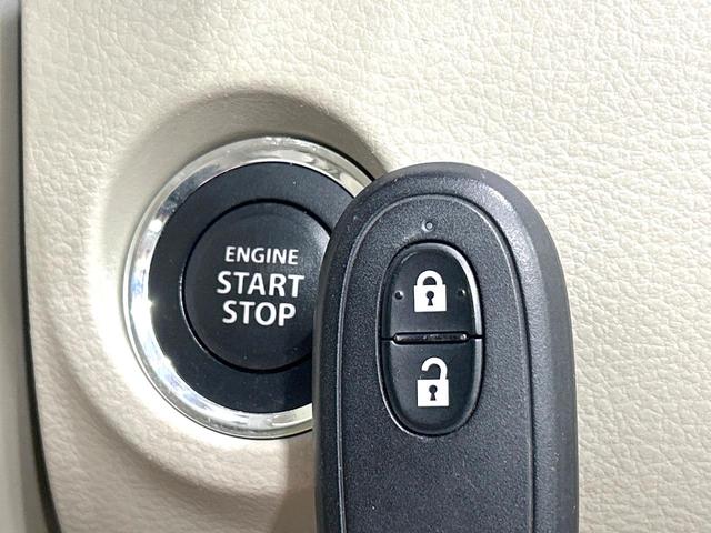 アルトラパン Ｓ　禁煙車　ナビ　ＣＤ／ＤＶＤ／フルセグ　Ｂｌｕｅｔｏｏｔｈ　衝突軽減装置　シートヒーター　スマートキー　ＥＴＣ　ＨＩＤヘッド　盗難防止装置　プライバシーガラス　電動格納ミラー　横滑防止装置（7枚目）