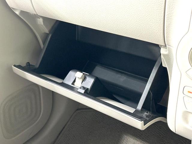 アルトラパン Ｓ　禁煙車　ナビ　ＣＤ／ＤＶＤ／フルセグ　Ｂｌｕｅｔｏｏｔｈ　衝突軽減装置　シートヒーター　スマートキー　ＥＴＣ　ＨＩＤヘッド　盗難防止装置　プライバシーガラス　電動格納ミラー　横滑防止装置（53枚目）