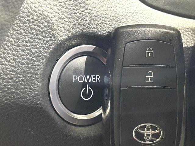 カローラツーリング ハイブリッド　ダブルバイビー　禁煙車　純正１０．５インチナビ　バックカメラ　衝突軽減装置　レーダクルーズ　シートヒーター　ステアリングヒーター　ＥＴＣ　スマートキー　ＬＥＤヘッド　革巻きステアリング　純正１７インチＡＷ（30枚目）