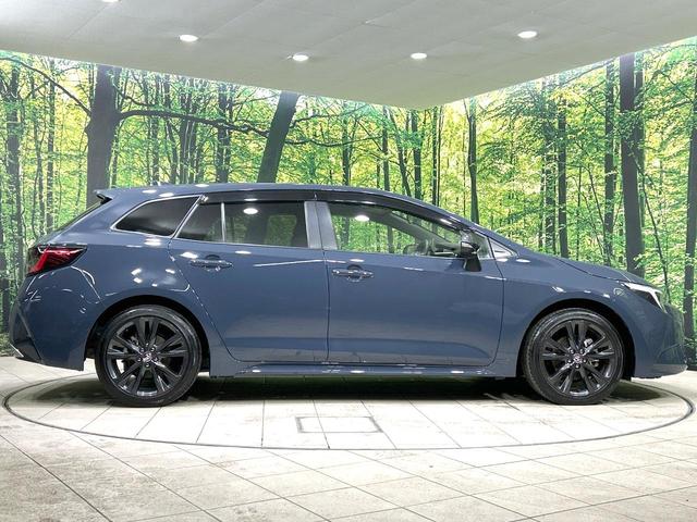 カローラツーリング ハイブリッド　ダブルバイビー　禁煙車　純正１０．５インチナビ　バックカメラ　衝突軽減装置　レーダクルーズ　シートヒーター　ステアリングヒーター　ＥＴＣ　スマートキー　ＬＥＤヘッド　革巻きステアリング　純正１７インチＡＷ（42枚目）