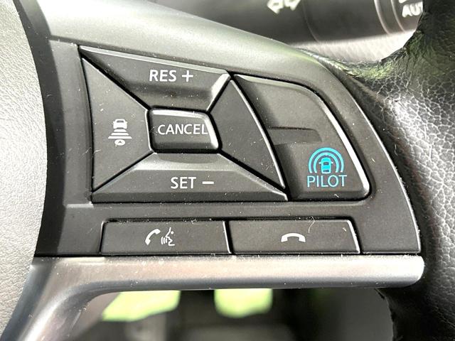 エクストレイル ２０Ｘｉ　４ＷＤ　禁煙車　純正１０型ナビ　全周囲カメラ　プロパイロット　衝突軽減装置　シートヒーター　パワーバックドア　スマートキー　ＥＴＣ　ドラレコ　撥水シート　純正１８インチＡＷ　ダウンヒルアシスト（5枚目）