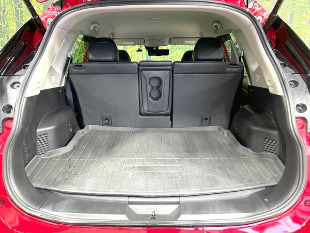 エクストレイル ２０Ｘｉ　４ＷＤ　禁煙車　純正１０型ナビ　全周囲カメラ　プロパイロット　衝突軽減装置　シートヒーター　パワーバックドア　スマートキー　ＥＴＣ　ドラレコ　撥水シート　純正１８インチＡＷ　ダウンヒルアシスト（10枚目）