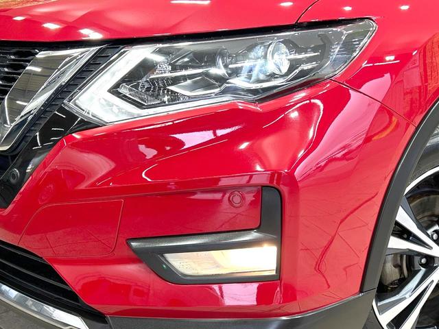 エクストレイル ２０Ｘｉ　４ＷＤ　禁煙車　純正１０型ナビ　全周囲カメラ　プロパイロット　衝突軽減装置　シートヒーター　パワーバックドア　スマートキー　ＥＴＣ　ドラレコ　撥水シート　純正１８インチＡＷ　ダウンヒルアシスト（12枚目）