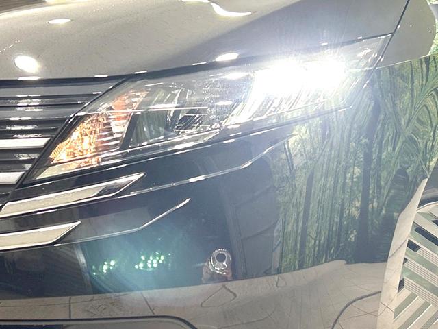 ノート Ｘ　禁煙車　純正９型ディスプレイオーディオ　バックカメラ　衝突軽減装置　スマートキー　ＥＴＣ　ＬＥＤヘッド　オートマチックハイビーム　オートライト　オートエアコン　コーナーセンサー　盗難防止装置（12枚目）