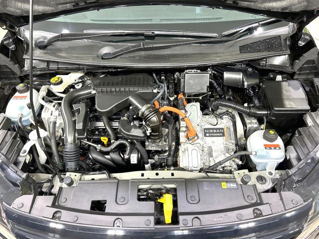 ノート Ｘ　禁煙車　純正９型ディスプレイオーディオ　バックカメラ　衝突軽減装置　スマートキー　ＥＴＣ　ＬＥＤヘッド　オートマチックハイビーム　オートライト　オートエアコン　コーナーセンサー　盗難防止装置（18枚目）