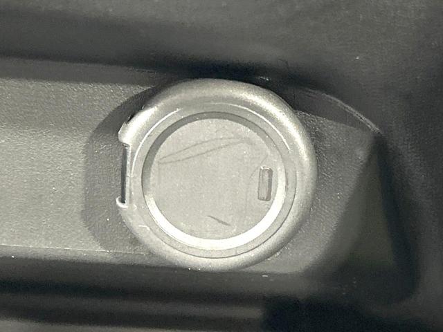 ノート Ｘ　禁煙車　純正９型ディスプレイオーディオ　バックカメラ　衝突軽減装置　スマートキー　ＥＴＣ　ＬＥＤヘッド　オートマチックハイビーム　オートライト　オートエアコン　コーナーセンサー　盗難防止装置（50枚目）