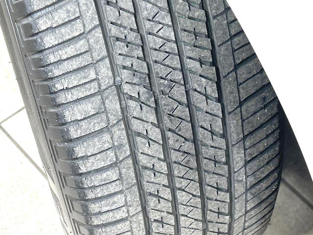 ハリアー プレミアム　禁煙車　ターボ　ムーンルーフ　純正９インチナビ　バックカメラ　ＣＤ／ＤＶＤ／フルセグ　Ｂｌｕｅｔｏｏｔｈ　衝突軽減装置　レーダークルーズ　ＥＴＣ　パワーバックドア　パワーシート　ＬＥＤヘッド（24枚目）