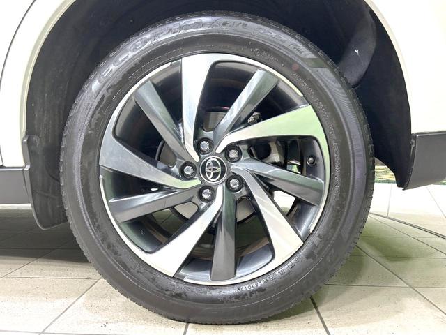 ハリアー プレミアム　禁煙車　ターボ　ムーンルーフ　純正９インチナビ　バックカメラ　ＣＤ／ＤＶＤ／フルセグ　Ｂｌｕｅｔｏｏｔｈ　衝突軽減装置　レーダークルーズ　ＥＴＣ　パワーバックドア　パワーシート　ＬＥＤヘッド（25枚目）