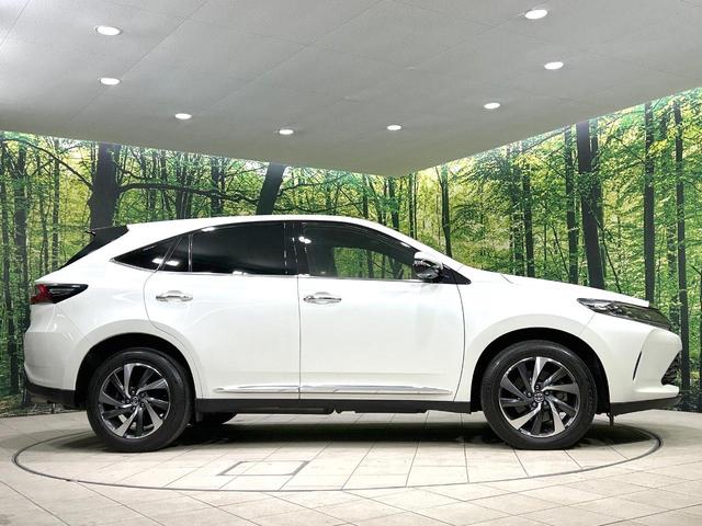 ハリアー プレミアム　禁煙車　ターボ　ムーンルーフ　純正９インチナビ　バックカメラ　ＣＤ／ＤＶＤ／フルセグ　Ｂｌｕｅｔｏｏｔｈ　衝突軽減装置　レーダークルーズ　ＥＴＣ　パワーバックドア　パワーシート　ＬＥＤヘッド（32枚目）