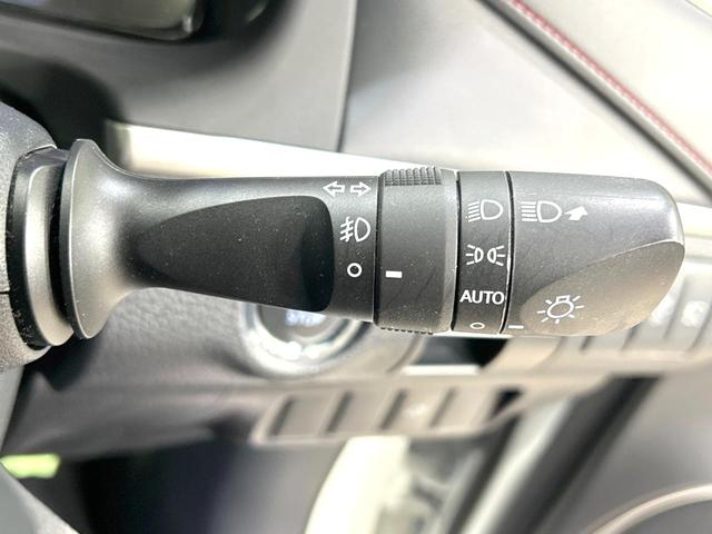 ハリアー プレミアム　禁煙車　ターボ　ムーンルーフ　純正９インチナビ　バックカメラ　ＣＤ／ＤＶＤ／フルセグ　Ｂｌｕｅｔｏｏｔｈ　衝突軽減装置　レーダークルーズ　ＥＴＣ　パワーバックドア　パワーシート　ＬＥＤヘッド（53枚目）