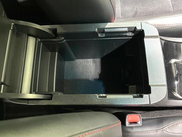 ハリアー プレミアム　禁煙車　ターボ　ムーンルーフ　純正９インチナビ　バックカメラ　ＣＤ／ＤＶＤ／フルセグ　Ｂｌｕｅｔｏｏｔｈ　衝突軽減装置　レーダークルーズ　ＥＴＣ　パワーバックドア　パワーシート　ＬＥＤヘッド（60枚目）