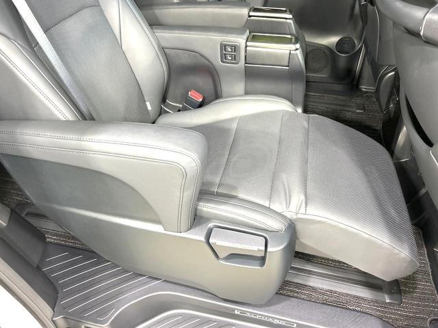 アルファードハイブリッド ＳＲ　Ｃパッケージ　４ＷＤ　後期型　禁煙車　純正９インチディスプレイオーディオ　バックカメラ　Ｂｌｕｅｔｏｏｔｈ　フルセグ　ツインムーンルーフ　モデリスタエアロ　両側電動ドア　後席モニター　衝突軽減装置　１００Ｖ電源（24枚目）