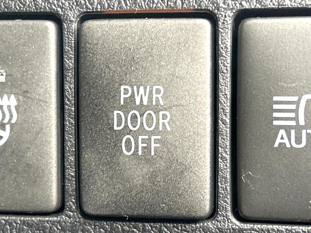 アルファードハイブリッド ＳＲ　Ｃパッケージ　４ＷＤ　後期型　禁煙車　純正９インチディスプレイオーディオ　バックカメラ　Ｂｌｕｅｔｏｏｔｈ　フルセグ　ツインムーンルーフ　モデリスタエアロ　両側電動ドア　後席モニター　衝突軽減装置　１００Ｖ電源（63枚目）