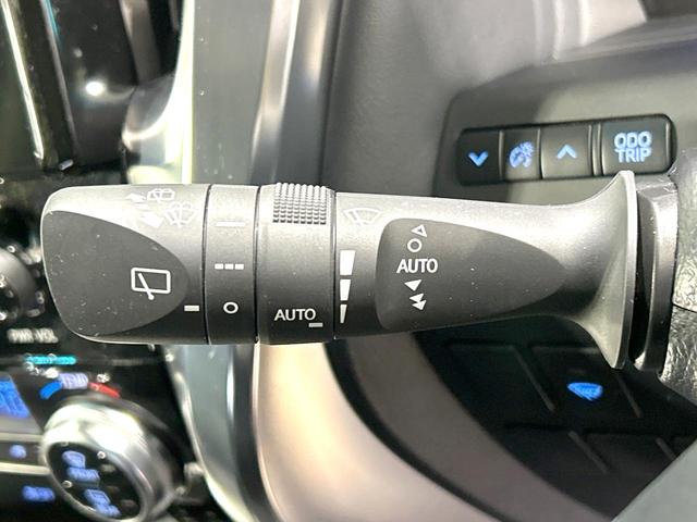 アルファードハイブリッド ＳＲ　Ｃパッケージ　４ＷＤ　後期型　禁煙車　純正９インチディスプレイオーディオ　バックカメラ　Ｂｌｕｅｔｏｏｔｈ　フルセグ　ツインムーンルーフ　モデリスタエアロ　両側電動ドア　後席モニター　衝突軽減装置　１００Ｖ電源（68枚目）