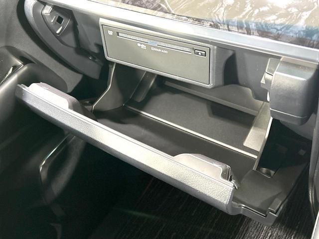 アルファードハイブリッド ＳＲ　Ｃパッケージ　４ＷＤ　後期型　禁煙車　純正９インチディスプレイオーディオ　バックカメラ　Ｂｌｕｅｔｏｏｔｈ　フルセグ　ツインムーンルーフ　モデリスタエアロ　両側電動ドア　後席モニター　衝突軽減装置　１００Ｖ電源（80枚目）