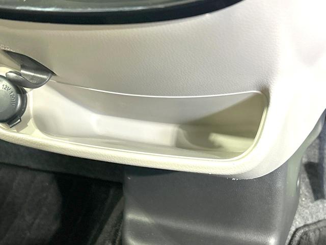 デイズ X 禁煙車 全周囲カメラ 衝突被害軽減システム コーナーセンサー スマートキー オートエアコン CD再生 ステアリングスイッチ ドアバイザー プライバシーG(48枚目)