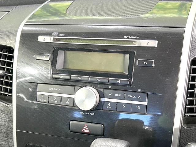 ワゴンＲスティングレー Ｘ　４ＷＤ　禁煙車　シートヒーター　スマートキー　オーディオ　オートエアコン　電動格納ミラー　ＨＩＤヘッド　純正１４インチＡＷ　革巻きステアリング　ベンチシート　盗難防止装置　プライバシーガラス（6枚目）