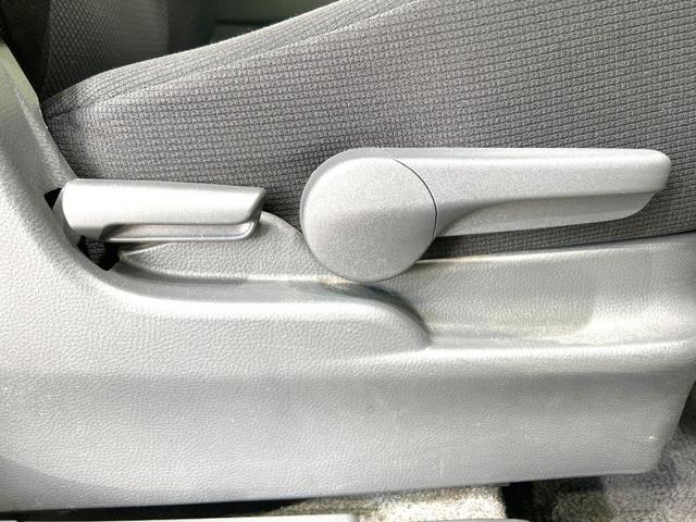 ワゴンＲスティングレー Ｘ　４ＷＤ　禁煙車　シートヒーター　スマートキー　オーディオ　オートエアコン　電動格納ミラー　ＨＩＤヘッド　純正１４インチＡＷ　革巻きステアリング　ベンチシート　盗難防止装置　プライバシーガラス（31枚目）