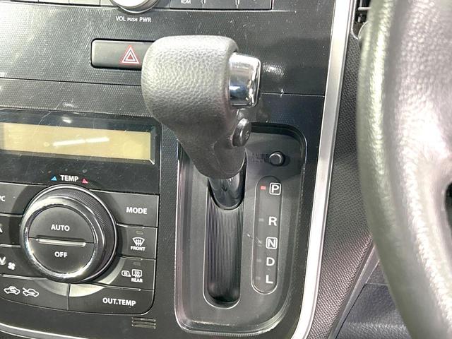 ワゴンＲスティングレー Ｘ　４ＷＤ　禁煙車　シートヒーター　スマートキー　オーディオ　オートエアコン　電動格納ミラー　ＨＩＤヘッド　純正１４インチＡＷ　革巻きステアリング　ベンチシート　盗難防止装置　プライバシーガラス（42枚目）