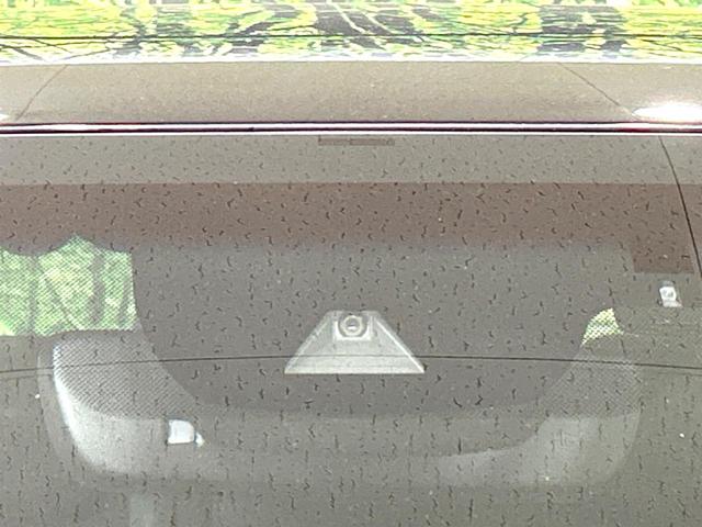 クラウンハイブリッド Ｇ　メーカー純正ナビ　バックカメラ　Ｂｌｕｅｔｏｏｔｈ　フルセグ　衝突軽減装置　ＬＥＤヘッド／フォグ　オートハイビーム　オートライト　レーダークルーズ　１００Ｖ電源　ドラレコ　ＥＴＣ　純正１７インチアルミ（5枚目）