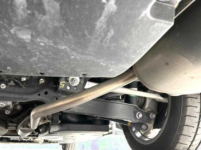 クラウンハイブリッド Ｇ　メーカー純正ナビ　バックカメラ　Ｂｌｕｅｔｏｏｔｈ　フルセグ　衝突軽減装置　ＬＥＤヘッド／フォグ　オートハイビーム　オートライト　レーダークルーズ　１００Ｖ電源　ドラレコ　ＥＴＣ　純正１７インチアルミ（22枚目）