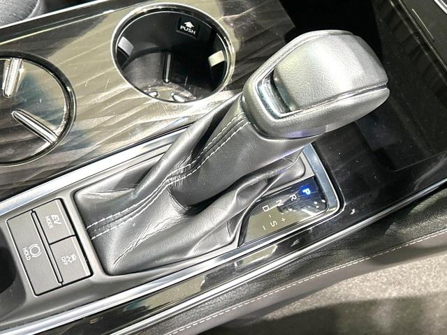 クラウンハイブリッド Ｇ　メーカー純正ナビ　バックカメラ　Ｂｌｕｅｔｏｏｔｈ　フルセグ　衝突軽減装置　ＬＥＤヘッド／フォグ　オートハイビーム　オートライト　レーダークルーズ　１００Ｖ電源　ドラレコ　ＥＴＣ　純正１７インチアルミ（24枚目）